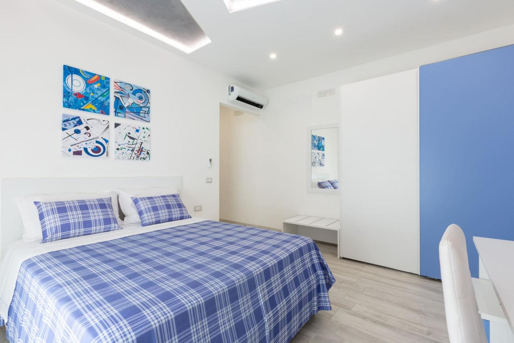 Sorrentovibes - New & Stylish Two Bedroom Apartment With Balconies Bagian luar foto